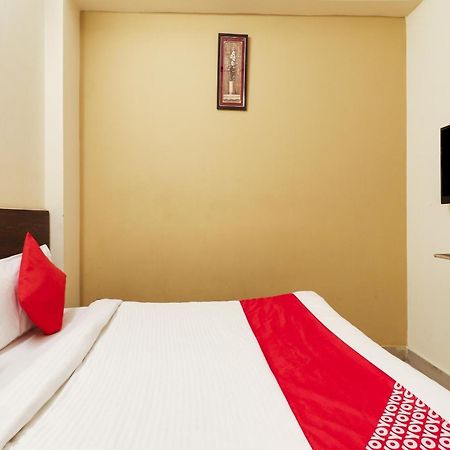 OYO 73783 Hotel Sai Pariwar Hyderabad Bagian luar foto