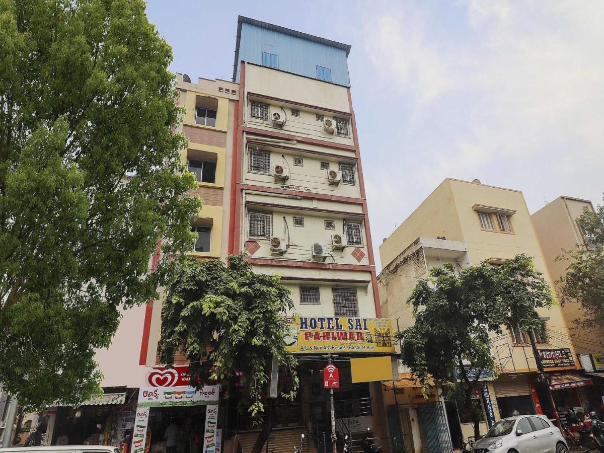 OYO 73783 Hotel Sai Pariwar Hyderabad Bagian luar foto