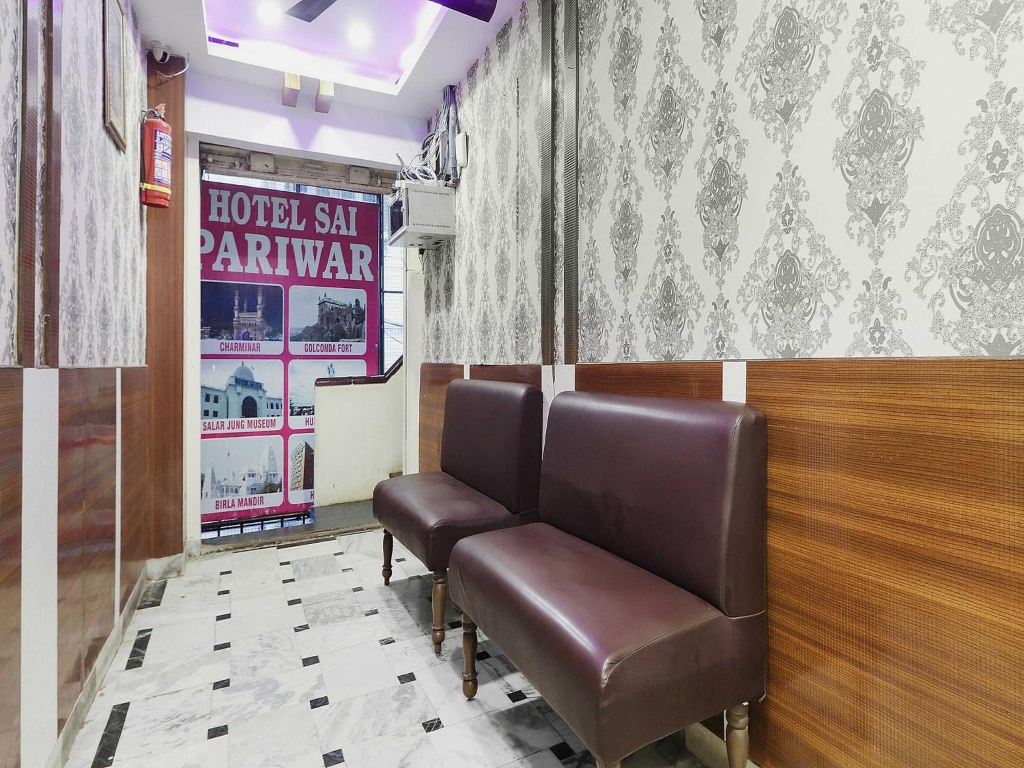 OYO 73783 Hotel Sai Pariwar Hyderabad Bagian luar foto